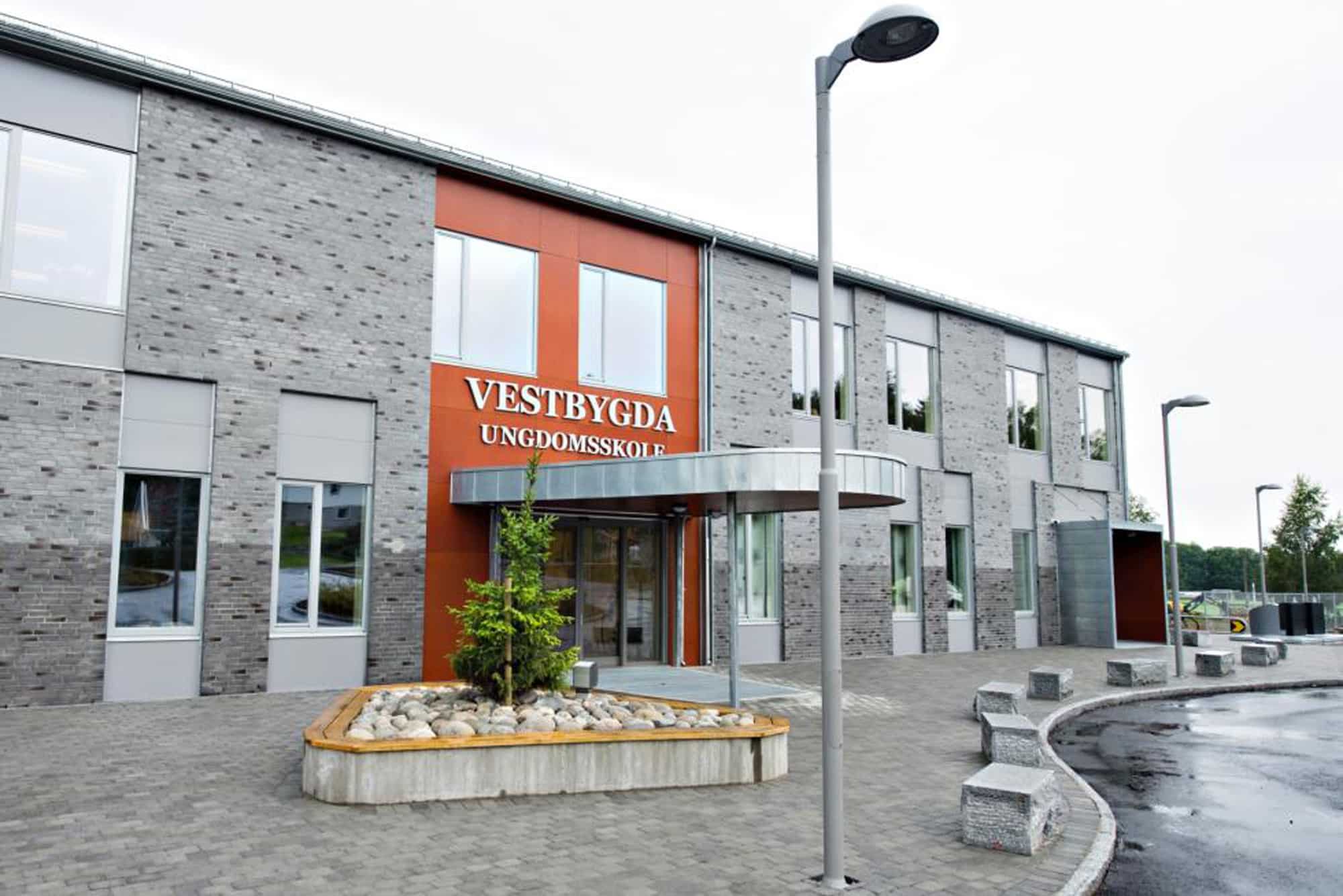 Blikkenslager Østfold Blikkenslager Sarpsborg Blikkenslager Fredrikstad Taktekker Østfold Taktekker Sarpsborg Taktekker Fredrikstad Tak Østfold Tak Sarpsborg Tak Fredrikstad